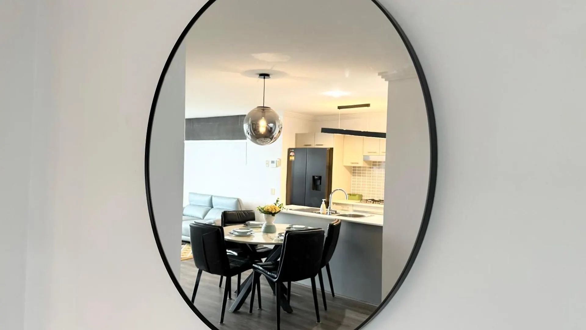 Spacious Newly Renovated 3-Bedroom Apartment Opposite Westfield Chermside Brisbane 0*,  Australien