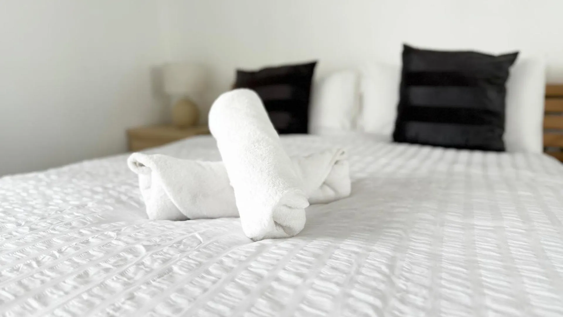 Spacious Newly Renovated 3-Bedroom Apartment Opposite Westfield Chermside Brisbane