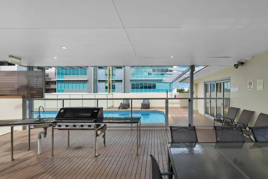 Spacious Newly Renovated 3-Bedroom Apartment Opposite Westfield Chermside Brisbane 0*,  Australien